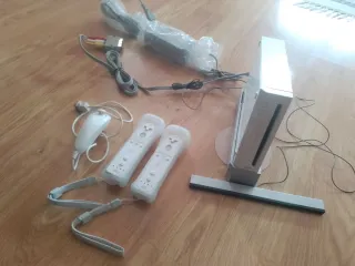 Consola Nintendo Wii Blanca + Accesorios