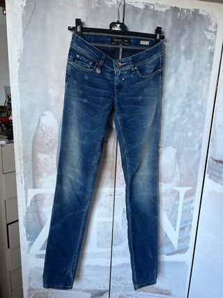 Lote 2 Vaqueros Salsa y Met