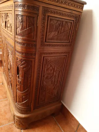 Mueble Bar Teka Tallado Artesanal