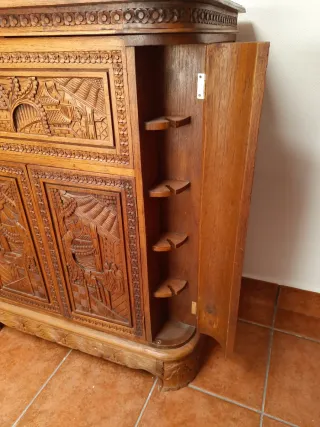 Mueble Bar Teka Tallado Artesanal