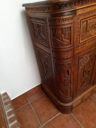 Mueble Bar Teka Tallado Artesanal