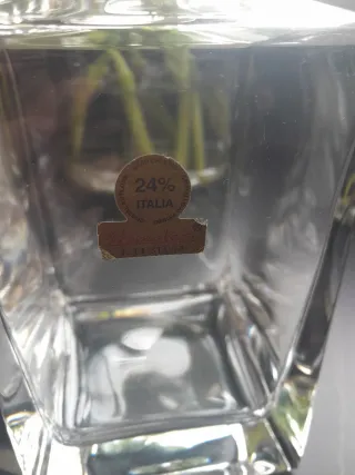 Botella de licor de cristal