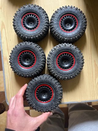 Pack de Llantas Metsafil y Neumáticos Louise RC