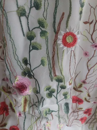 Sudadera oversize bordada flores