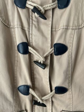 Cazadora juvenil mujer beige