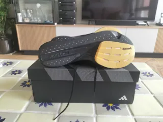 Adidas Adizero Takumi Sen 10 M