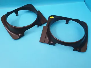 Opel Kadett C 1974 cornice faro proiettore destro