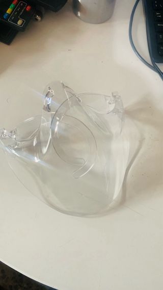 Mascarilla protección transparente plástica