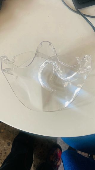 Mascarilla protección transparente plástica