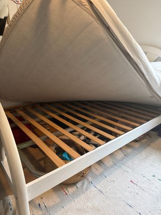 Cama matrimonial 135x190 madera blanca + colchón