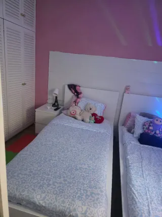 Cama individual blanca