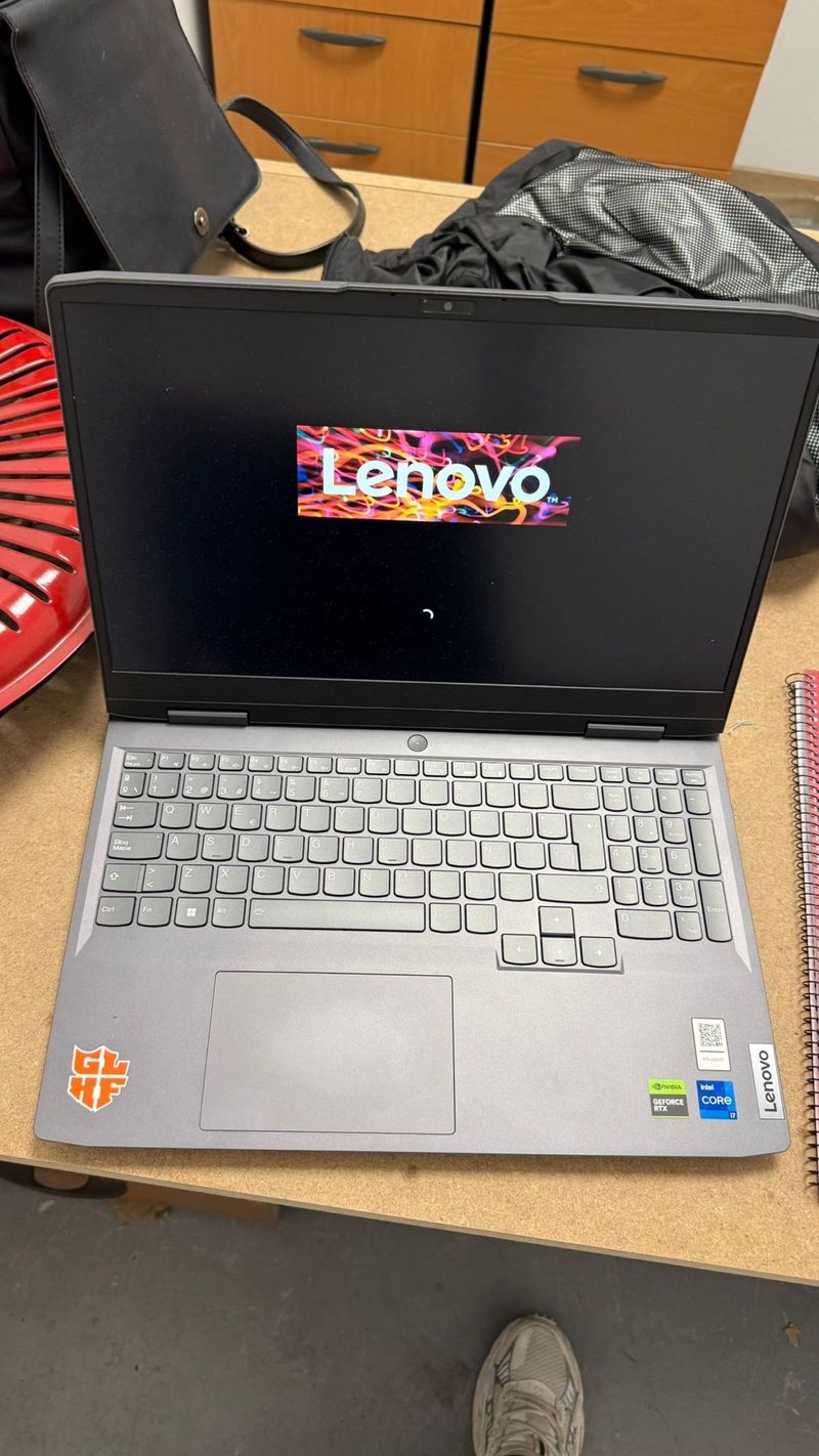Portátil gaming Lenovo LOQ – i7 13ª gen – RTX 4060