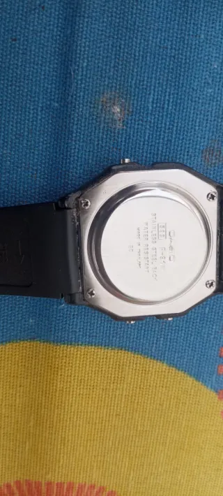 Reloj Casio F-91W Negro.