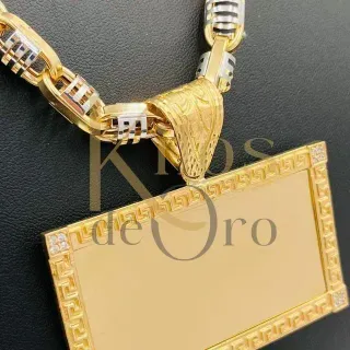 COLGANTE CHAPA CON GRECA. PERSONALIZABLE. ORO18K.