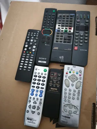 Controles Remotos Variados