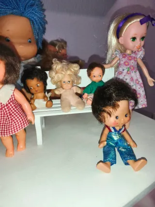 Lote de muñecos antiguos