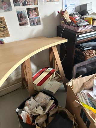 Mesa de escritorio de madera