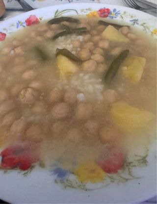 Garbanzo blanco lechoso