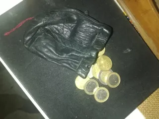 Monedero de cuero Judas