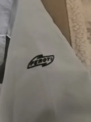 Chándal azul y gris