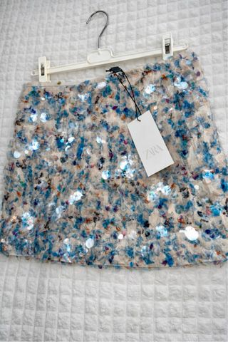 Falda Zara lentejuelas multicolor