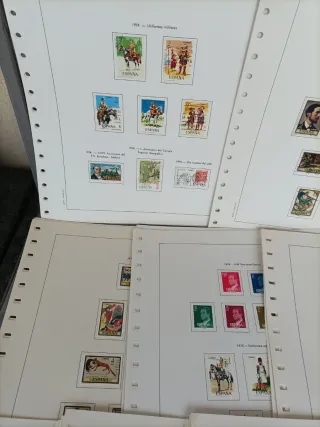 Hojas EDIFIL con sellos España