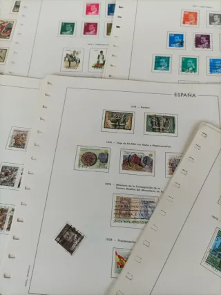 Hojas EDIFIL con sellos España