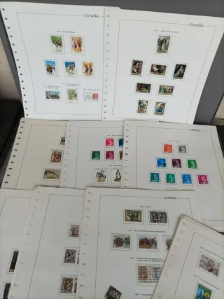 Hojas EDIFIL con sellos España