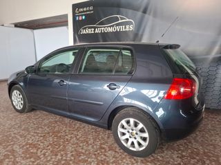 Volkswagen Golf 2005