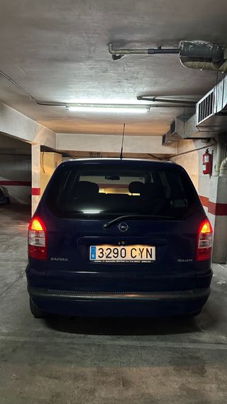 Opel Zafira 2004