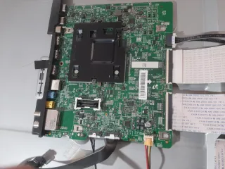 Samsung UE55MU6645U - Piezas