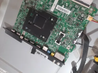 Samsung UE55MU6645U - Piezas