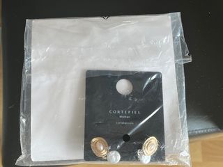 Pendientes Cortefiel dorados con perlas