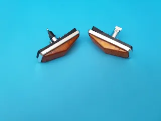 Fiat 131 Berlina - Special freccia fanale laterale