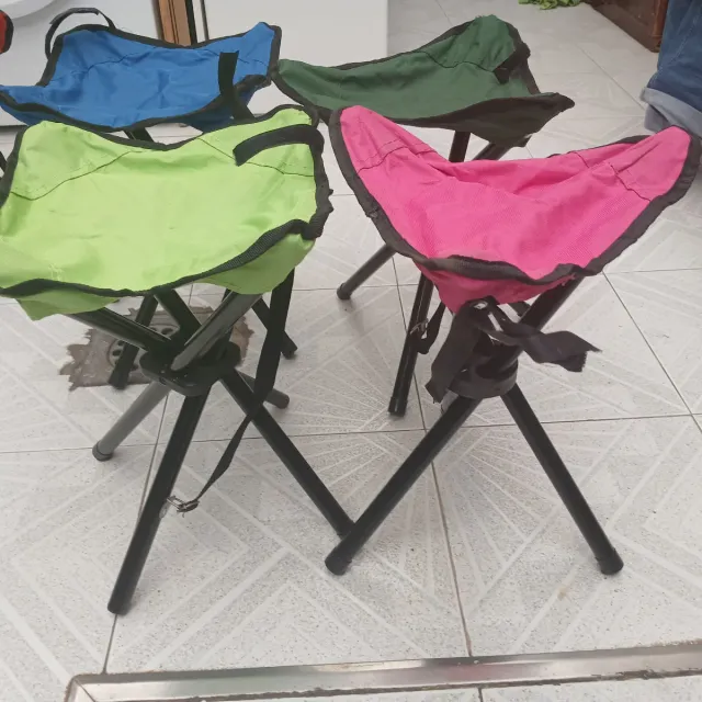 4 Taburetes Plegables Pequeños