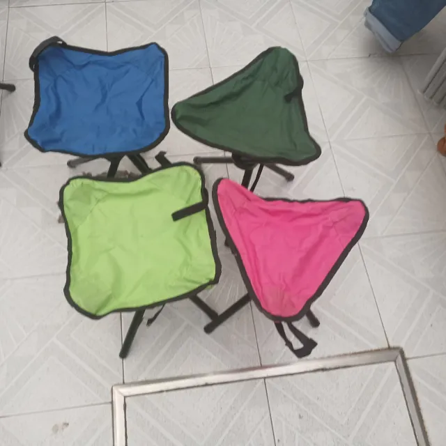 4 Taburetes Plegables Pequeños