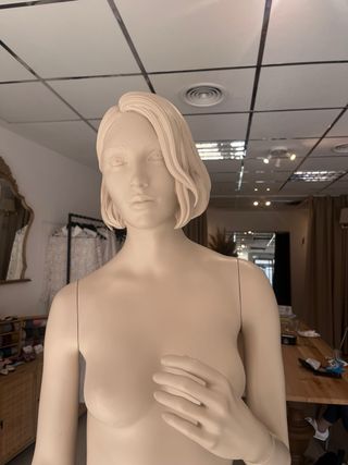 Maniquí Mujer Italiana Atrezzo
