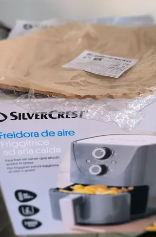 Freidora de Aire SilverCrest 2L 1000W Regalo papel