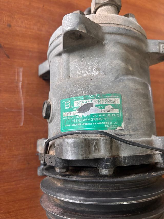 Compresor A/C Nissan Atleon Casbtar Patrol