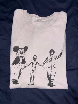 Camiseta Estampada Banksy Mickey Ronald