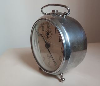 Antiguo Reloj Despertador Cid Zafiro