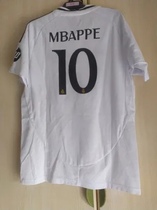 Camiseta Real Madrid Emirates