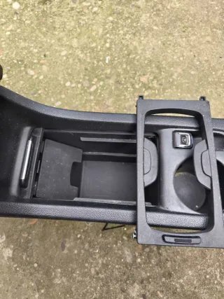 Apoyabrazos Consola Central Astra J