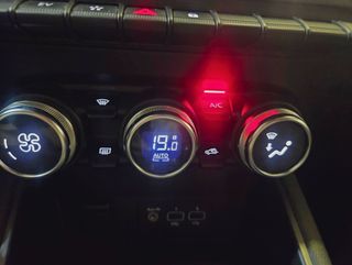 Renault Captur HIBRIDO ENCHUFABLE ZEN 160CV