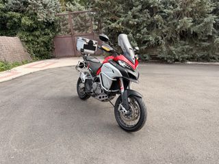 Ducati Multistrada 1200 Enduro Roja/Plata