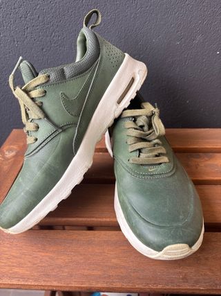 Zapatilla Adidas Talla 37.5 Verde Oliva