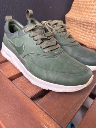 Zapatilla Adidas Talla 37.5 Verde Oliva