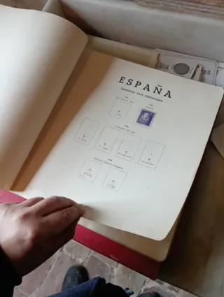 Álbum de sellos de España colección 1950 1968