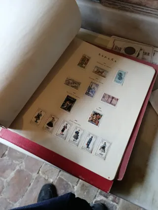 Álbum de sellos de España colección 1950 1968