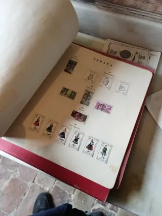 Álbum de sellos de España colección 1950 1968